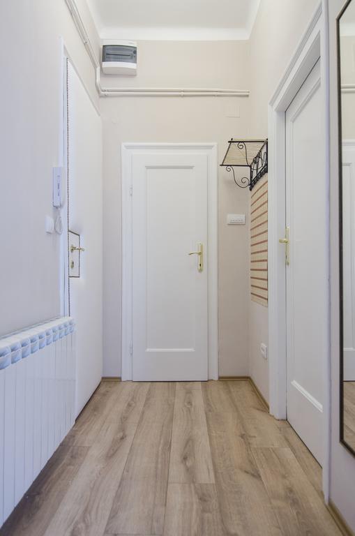 Villa Rose Belgrado Esterno foto